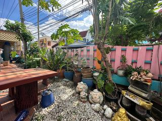 For sale 5 bedrooms townhouse in Phra Khanong, Bangkok