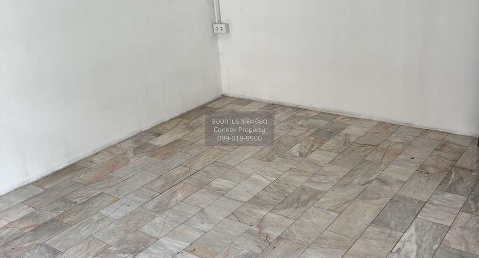 For sale 3 bedrooms townhouse in Thanyaburi, Pathum Thani