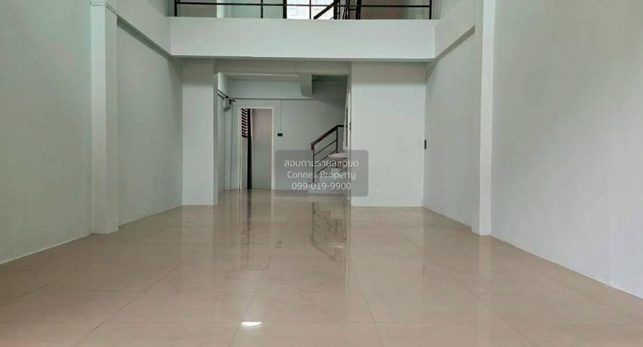 Продажа 3 спальни торговое помещение в Mueang Chon Buri, Чонбури