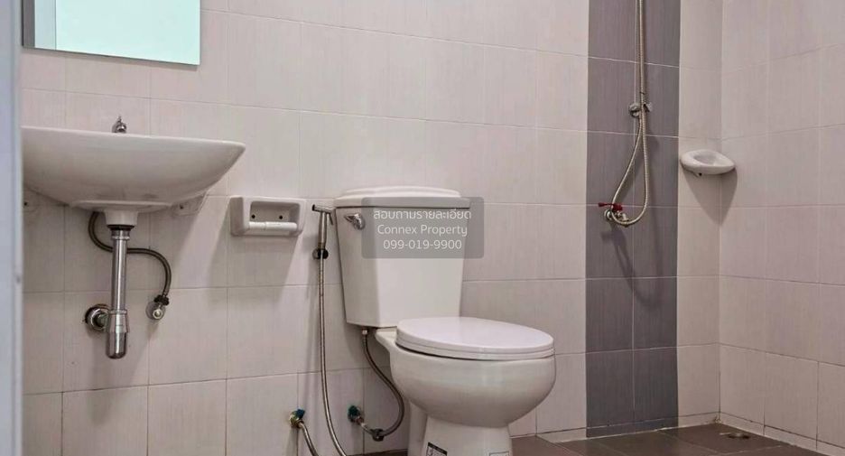 Продажа 3 спальни торговое помещение в Mueang Chon Buri, Чонбури
