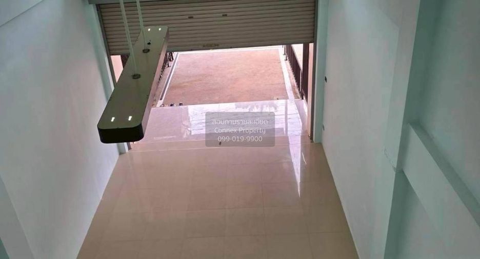 Продажа 3 спальни торговое помещение в Mueang Chon Buri, Чонбури