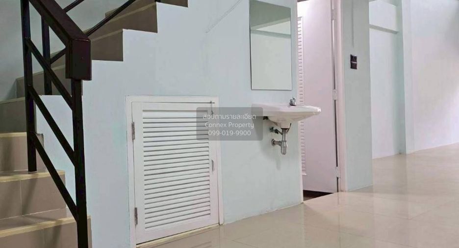 Продажа 3 спальни торговое помещение в Mueang Chon Buri, Чонбури