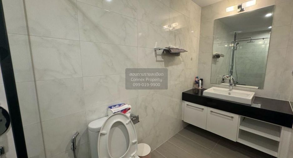 For sale 2 bedrooms condo in Yan Nawa, Bangkok