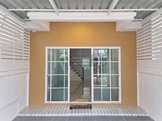 For sale 2 bedrooms townhouse in Nong Khaem, Bangkok