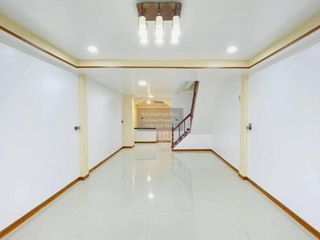 出售 2 卧室 联排别墅 在 Bang Bua Thong, Nonthaburi