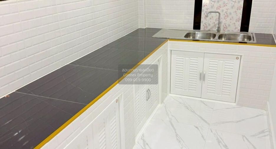 For sale 2 bedrooms townhouse in Khlong Sam Wa, Bangkok