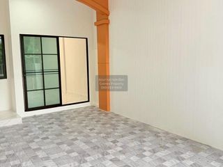 For sale 2 bedrooms townhouse in Khlong Sam Wa, Bangkok
