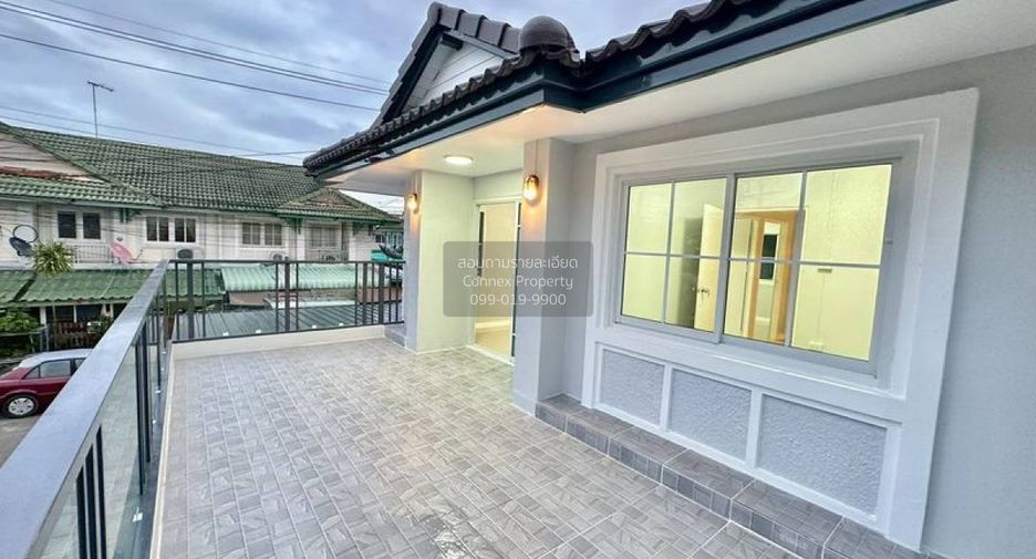For sale 4 bedrooms townhouse in Sai Noi, Nonthaburi