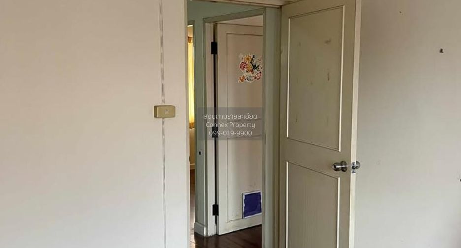 For sale 3 bedrooms townhouse in Khlong Luang, Pathum Thani