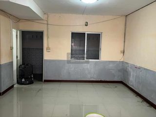 À vendre 3 chambres maison de ville à Khlong Luang, Pathum Thani