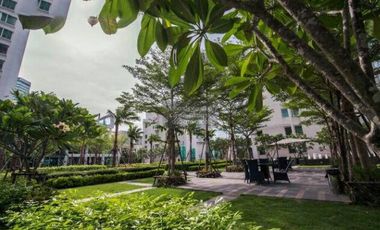 For rent 2 bedrooms condo in Huai Khwang, Bangkok