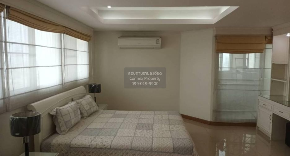 For rent 3 bedrooms condo in Watthana, Bangkok