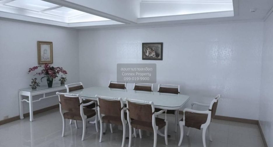 For rent 3 bedrooms condo in Watthana, Bangkok