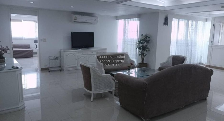 For rent 3 bedrooms condo in Watthana, Bangkok