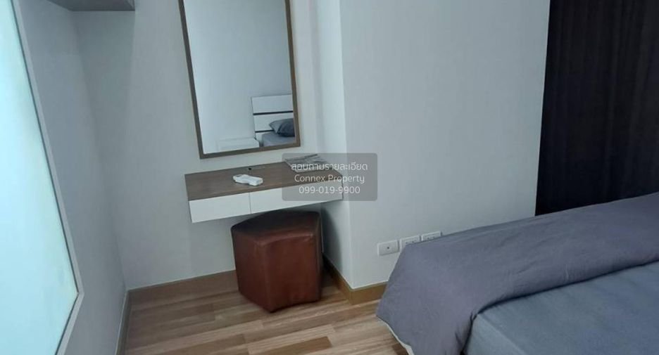 For rent 2 bedrooms condo in Phra Khanong, Bangkok