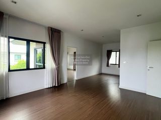出租 4 卧室 独立屋 在 Bang Phli, Samut Prakan