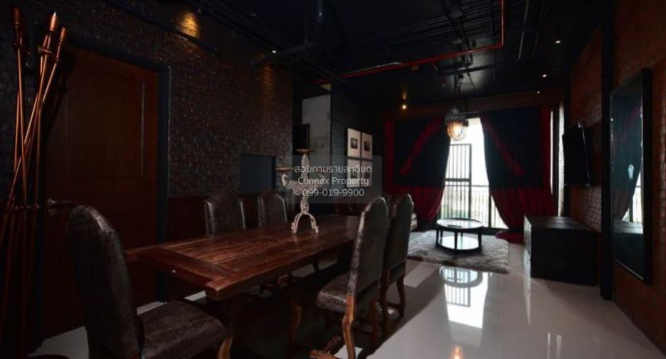 For rent 3 bedrooms condo in Khlong Toei, Bangkok