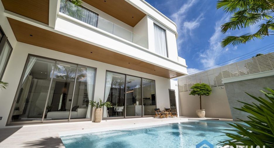 Villa en venta de 4 habitaciones en Bang Lamung, Chonburi