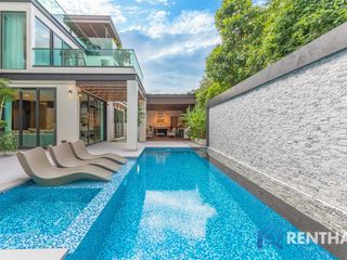 For sale 6 bedrooms villa in Jomtien, Pattaya