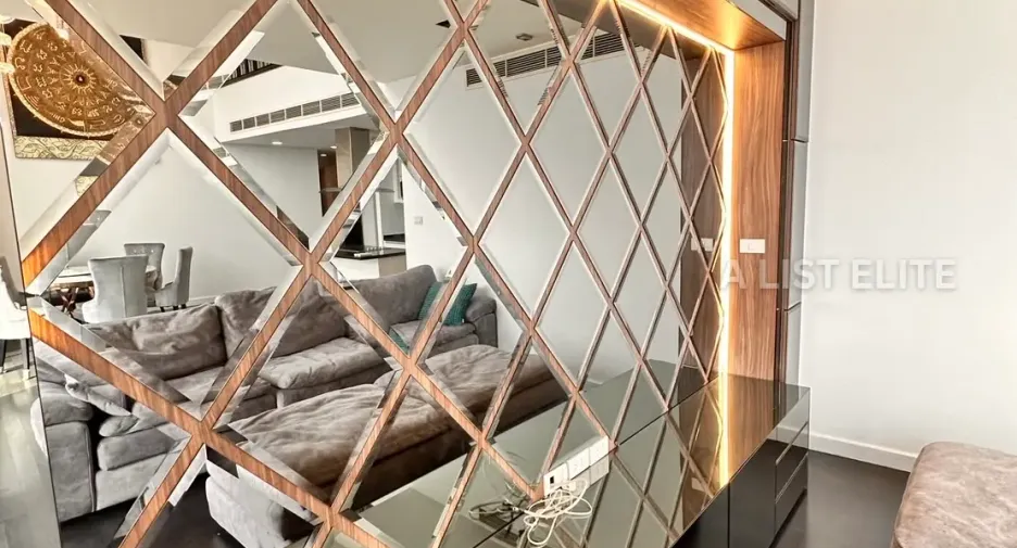 Wohnung zur Miete mit 3 Zimmer in Khlong San, Bangkok