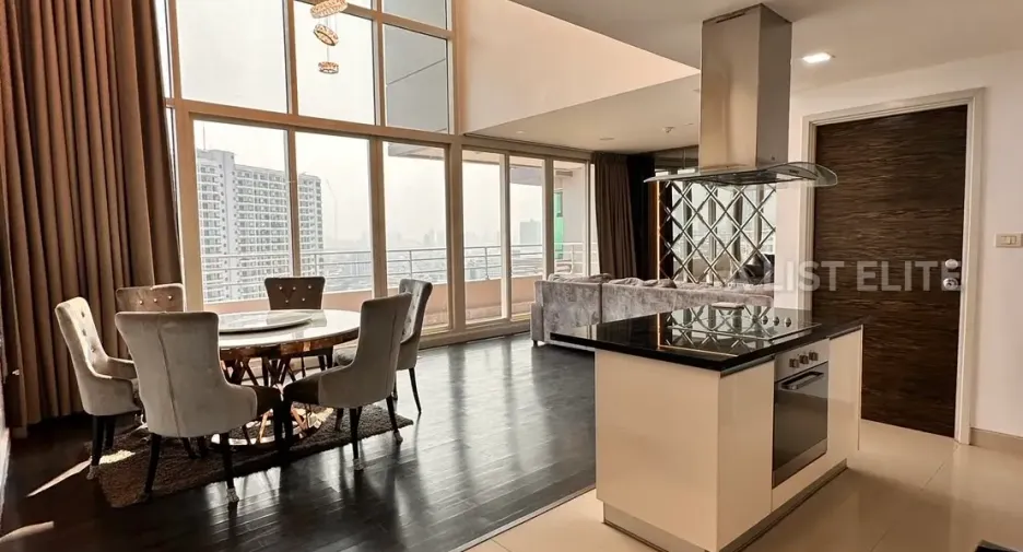 Wohnung zur Miete mit 3 Zimmer in Khlong San, Bangkok