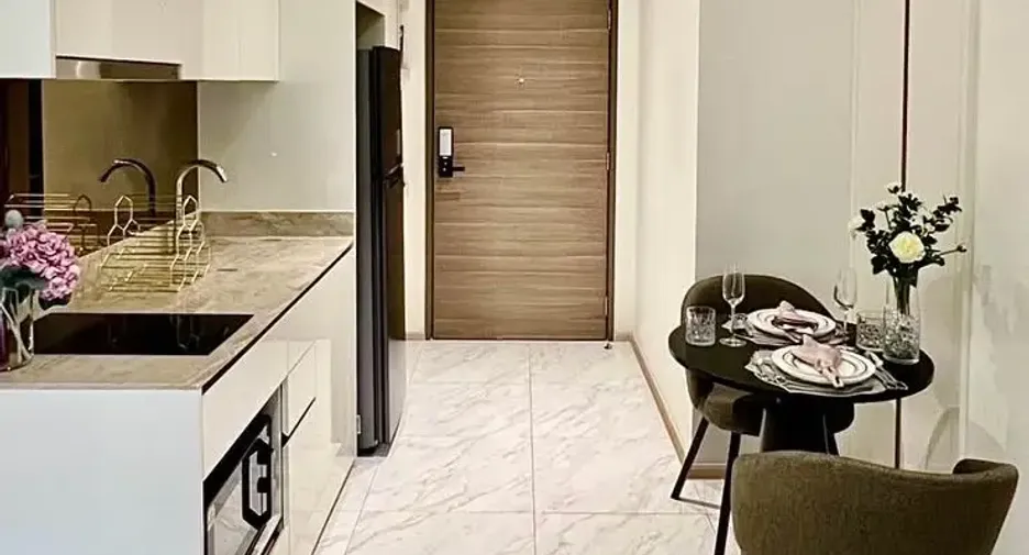 Wohnung zur Miete mit 1 Zimmer in Khlong Toei, Bangkok