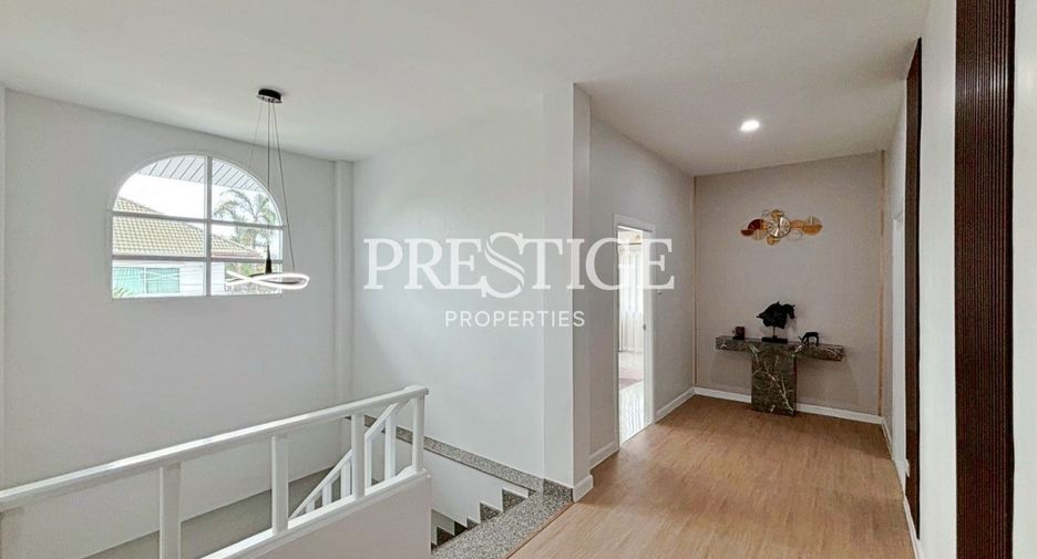 For sale 4 bedrooms house in Bang Lamung, Chonburi