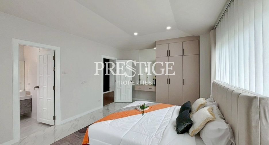 For sale 4 bedrooms house in Bang Lamung, Chonburi