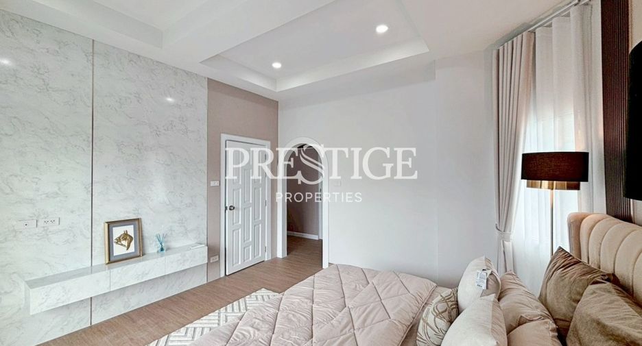 For sale 4 bedrooms house in Bang Lamung, Chonburi