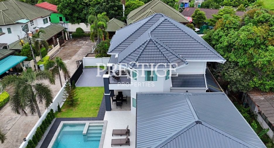 For sale 4 bedrooms house in Bang Lamung, Chonburi