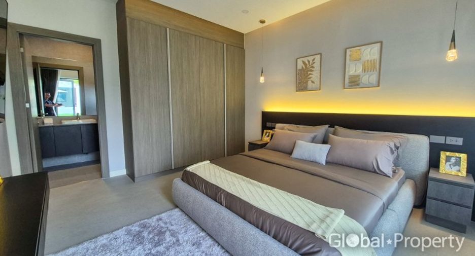 For sale 6 bedrooms house in Bang Lamung, Chonburi