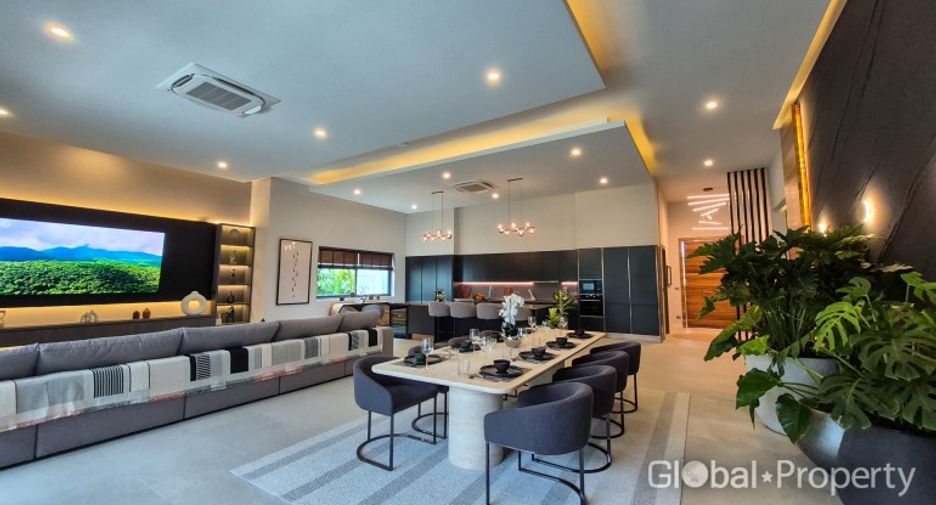 For sale 5 ベッドルーム house in Bang Lamung, Chonburi