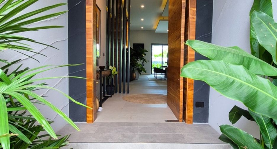 For sale 5 ベッドルーム house in Bang Lamung, Chonburi