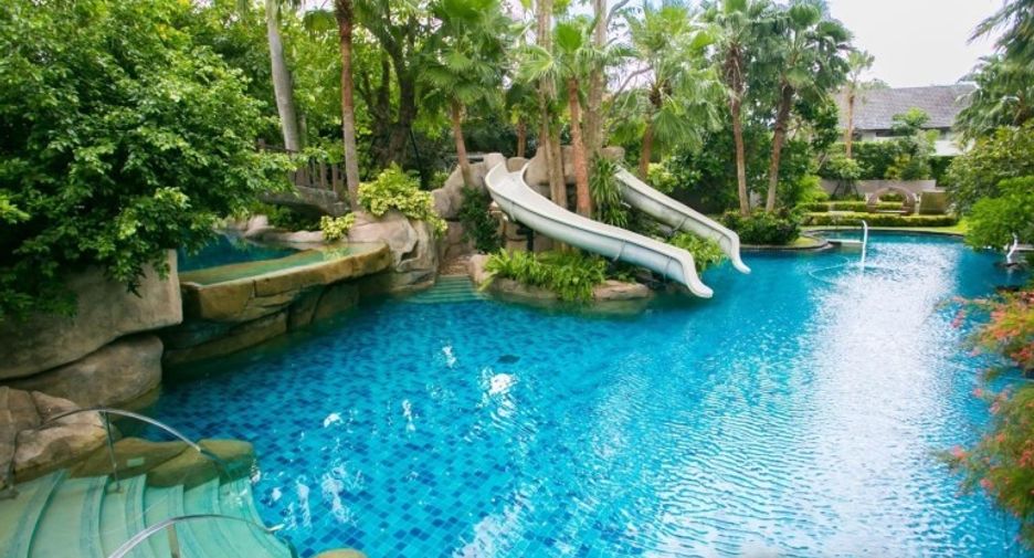 For sale 2 bedrooms condo in Bang Lamung, Chonburi