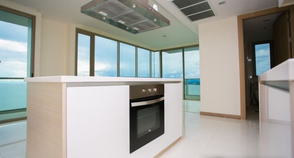 For sale 2 bedrooms condo in Bang Lamung, Chonburi