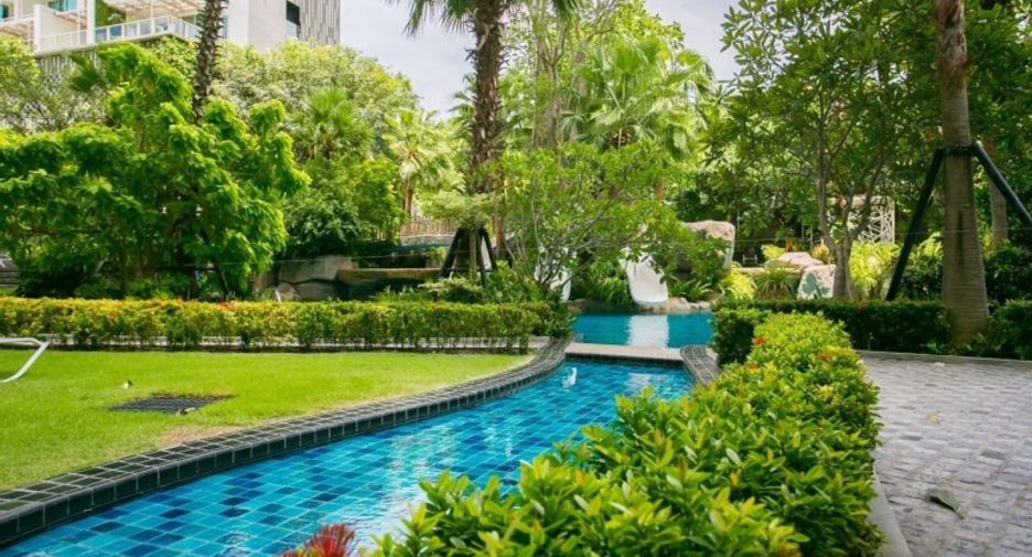 For sale 2 bedrooms condo in Bang Lamung, Chonburi