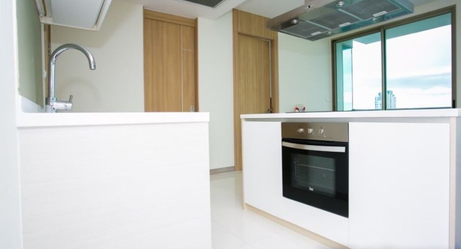 For sale 2 bedrooms condo in Bang Lamung, Chonburi