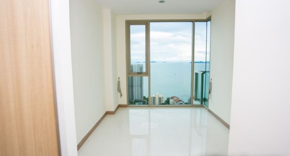 For sale 2 bedrooms condo in Bang Lamung, Chonburi