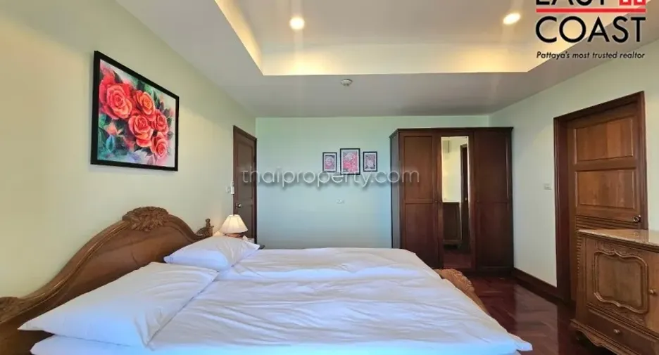 For rent 3 bedrooms condo in Bang Lamung, Chonburi