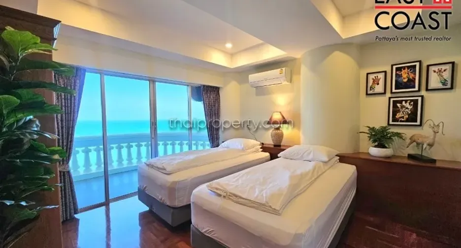 For rent 3 bedrooms condo in Bang Lamung, Chonburi