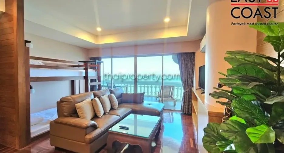 For rent 3 bedrooms condo in Bang Lamung, Chonburi