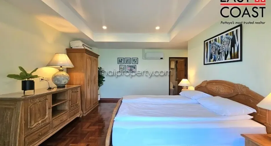 For rent 3 bedrooms condo in Bang Lamung, Chonburi