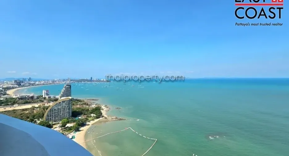 For rent 3 bedrooms condo in Bang Lamung, Chonburi