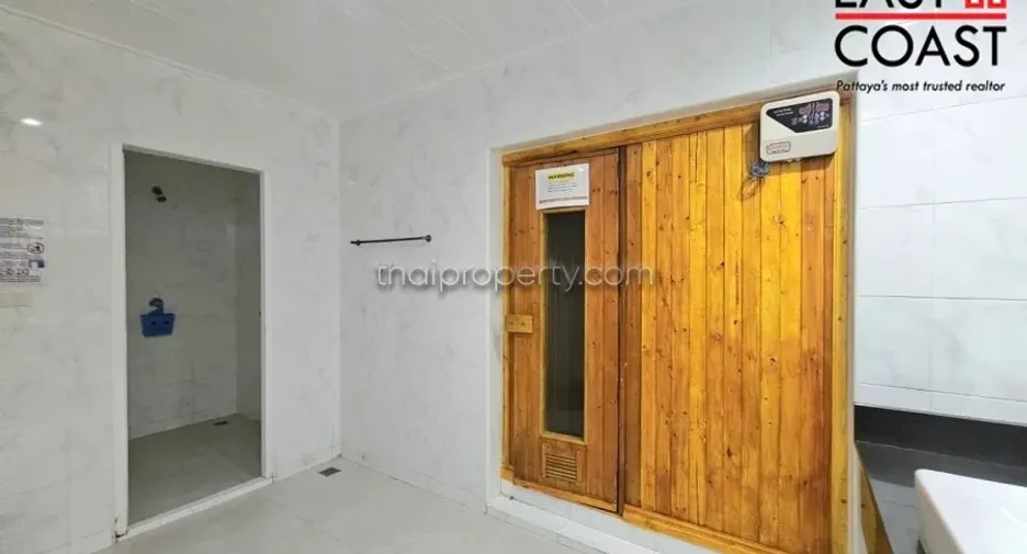 For rent 3 bedrooms condo in Bang Lamung, Chonburi