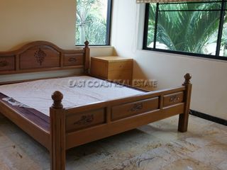 Haus zur Miete mit 4 Zimmer in Bang Lamung, Chonburi