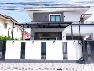 À louer 4 chambres maison à Bang Lamung, Chonburi