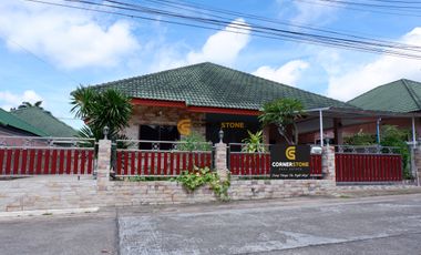 For rent and for sale 3 bedrooms house in Bang Lamung, Chonburi