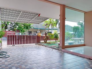 Haus zur Miete und zum Kauf mit 3 Zimmer in Bang Lamung, Chonburi