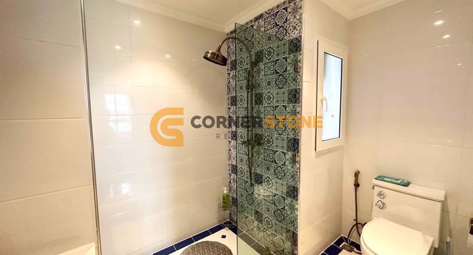 For sale 2 bedrooms condo in Jomtien, Pattaya