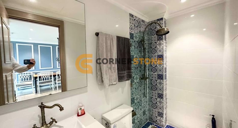 For sale 2 bedrooms condo in Jomtien, Pattaya